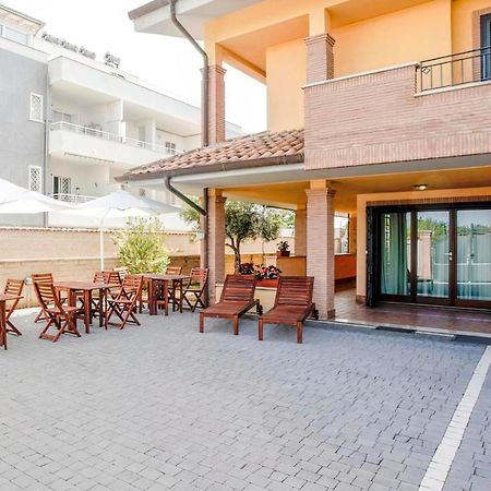 Sigis Hotel Fiumicino Kültér fotó